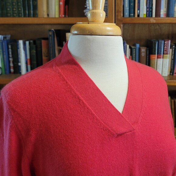 Charter Club 100%  cashmere women's sweater in coral red, size L - Picture 7 of 8